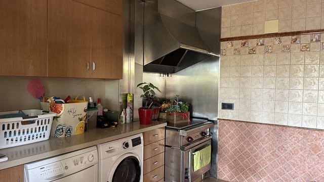 4 slaapkamer Villa te koop in Yecla - € 750.000 (Ref: 8935892)