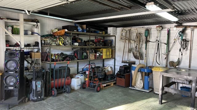 4 slaapkamer Villa te koop in Yecla - € 750.000 (Ref: 8935892)