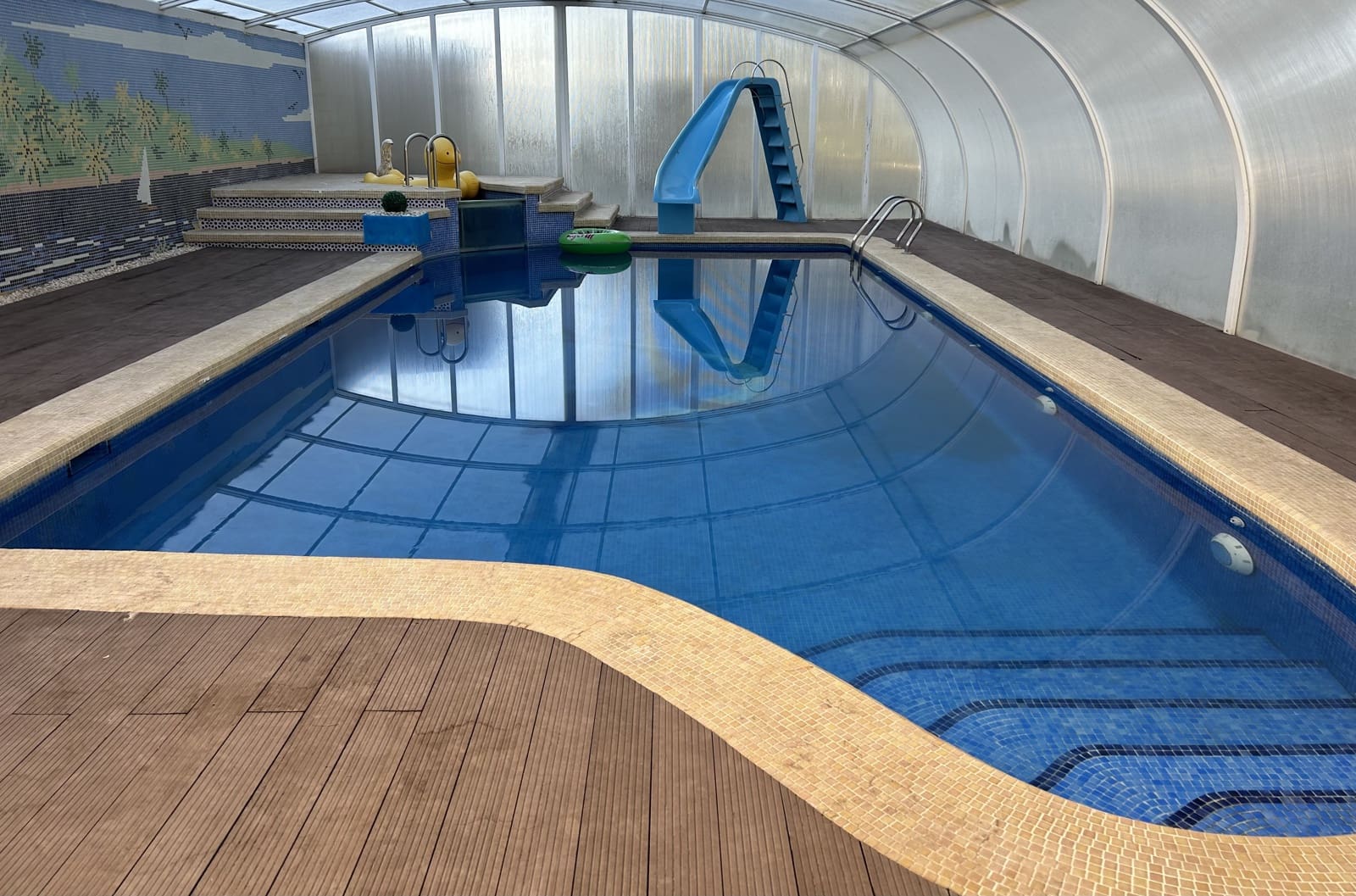 4 bedroom Villa for sale in Yecla - € 750,000 (Ref: 8935892)