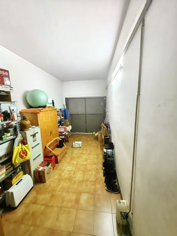 4 bedroom Townhouse for sale in Pinoso - € 159,900 (Ref: 8935902)