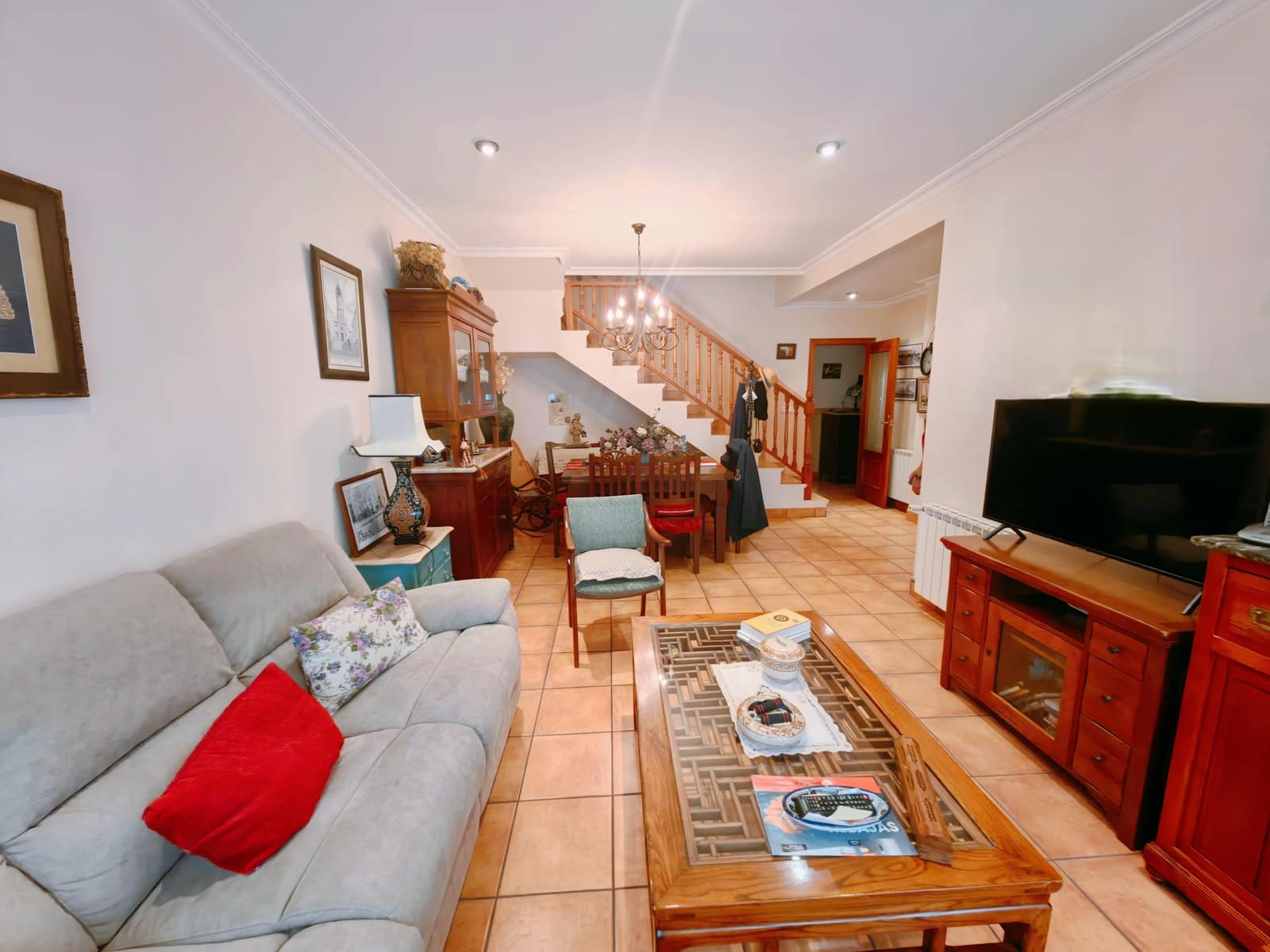 4 bedroom Townhouse for sale in Pinoso - € 159,900 (Ref: 8935902)