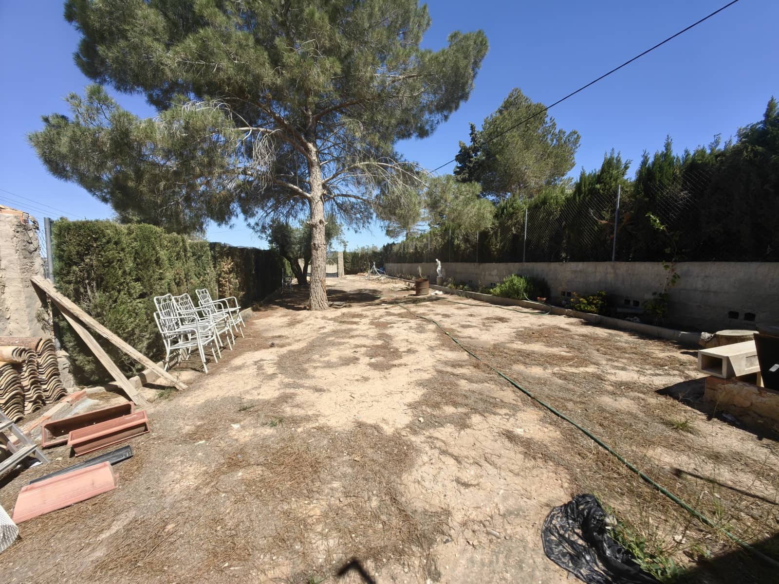 3 bedroom Finca/Country House for sale in Pinoso - € 84,900 (Ref: 8935903)