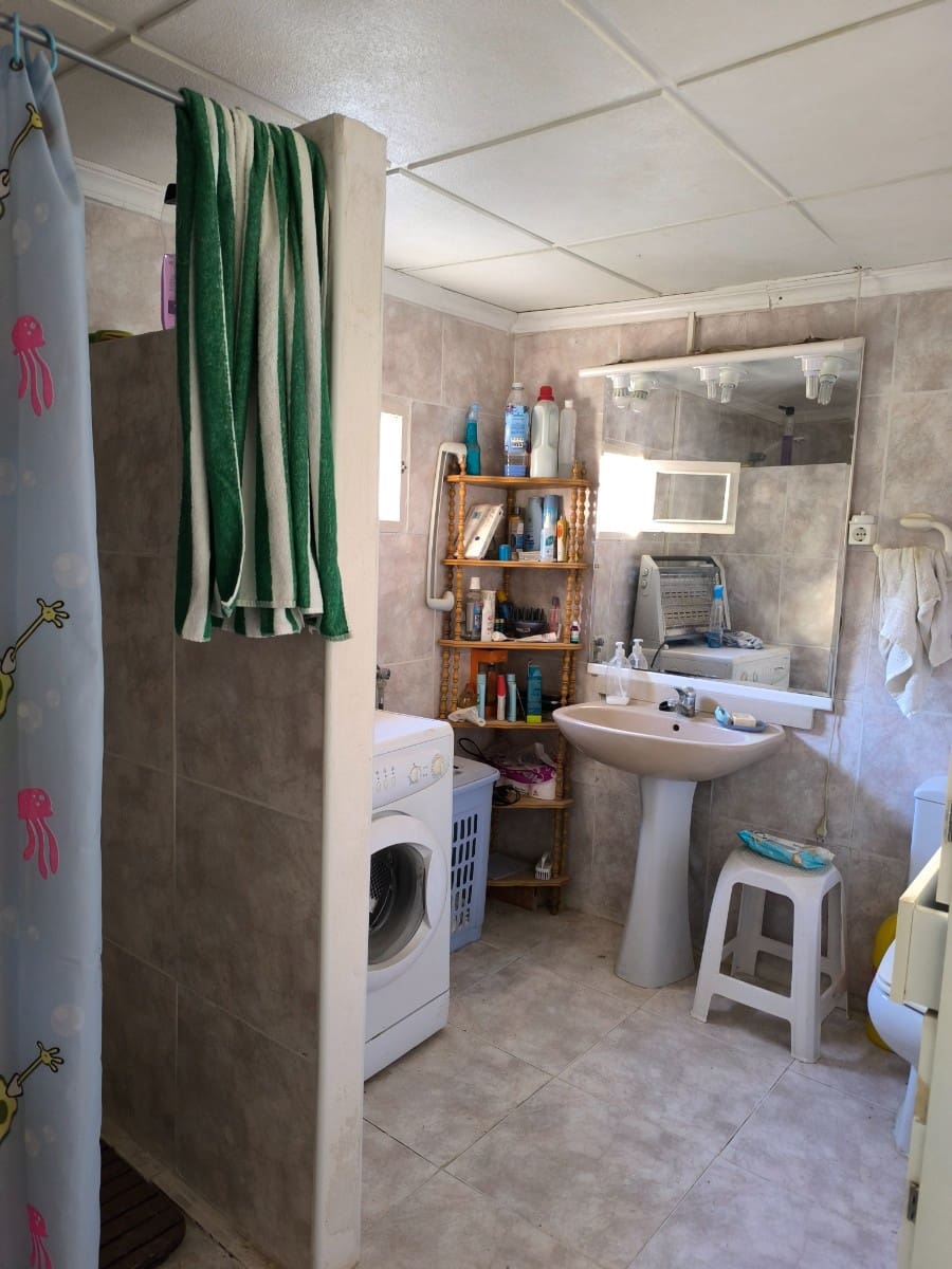 3 bedroom Finca/Country House for sale in Pinoso - € 84,900 (Ref: 8935903)