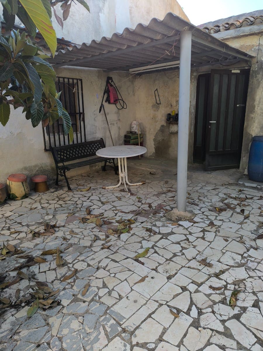 3 bedroom Finca/Country House for sale in Pinoso - € 84,900 (Ref: 8935903)