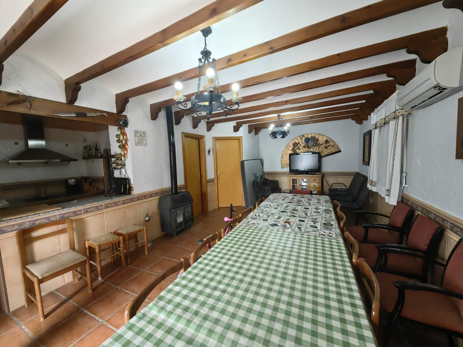 Chalet de 5 habitaciones en Yecla en venta - 650.000 € (Ref: 8935909)