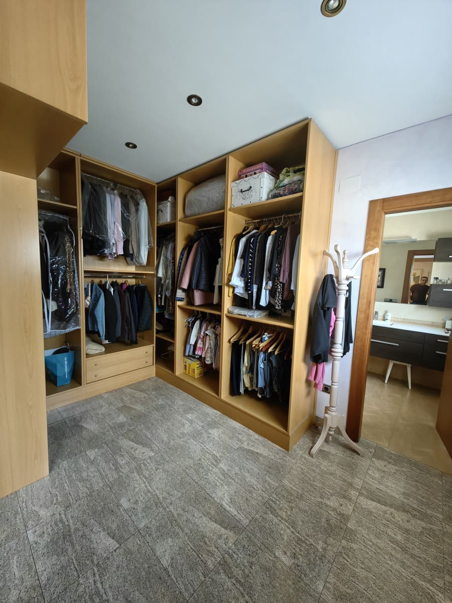 Chalet de 5 habitaciones en Yecla en venta - 650.000 € (Ref: 8935909)