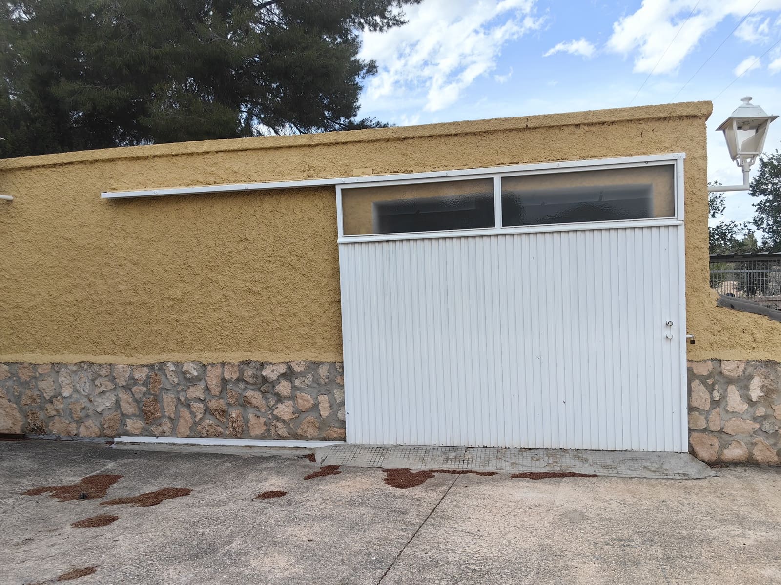 Chalet de 5 habitaciones en Yecla en venta - 650.000 € (Ref: 8935909)