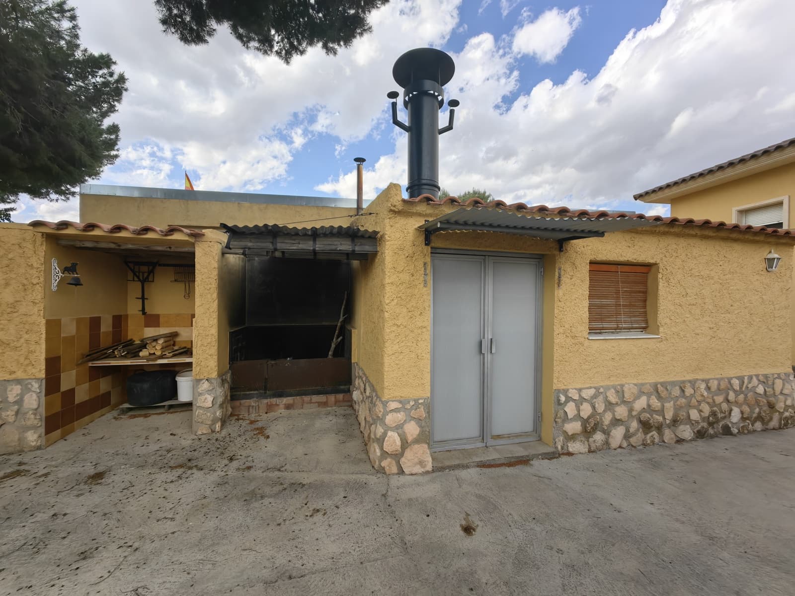 Chalet de 5 habitaciones en Yecla en venta - 650.000 € (Ref: 8935909)