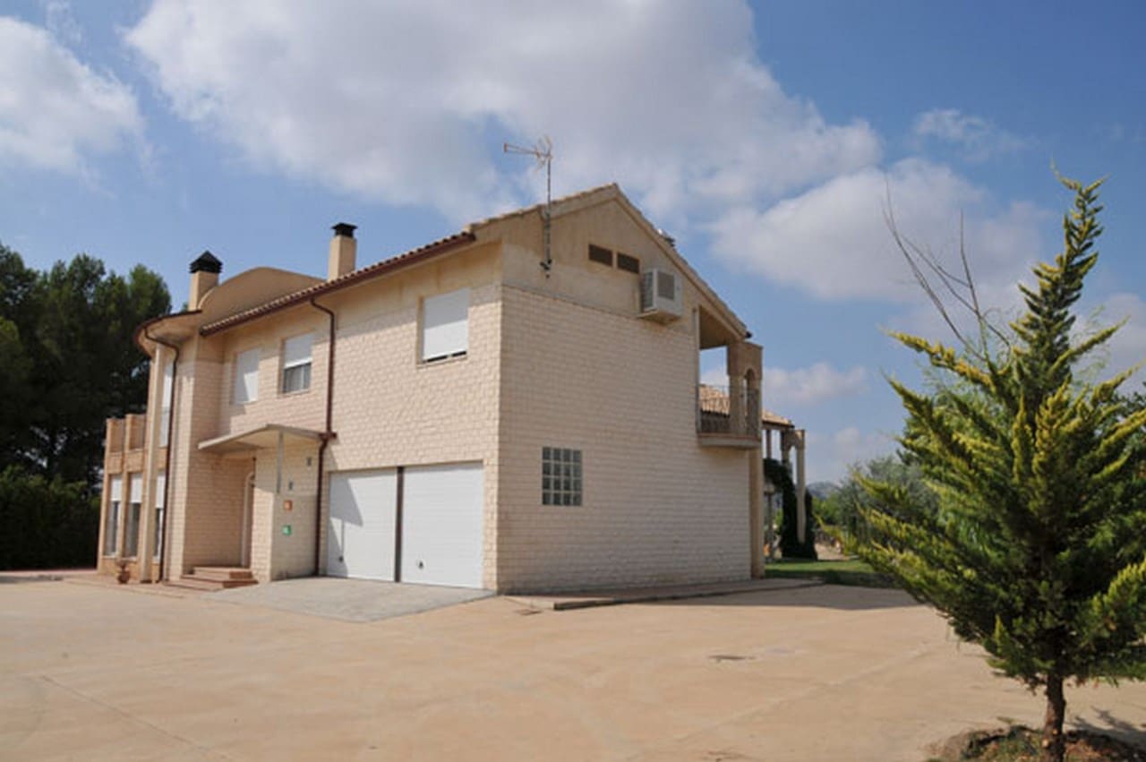 6 soverom Finca/Herregård til salgs i Yecla - € 550 000 (Ref: 8935916)