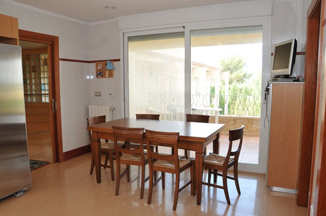 6 soverom Finca/Herregård til salgs i Yecla - € 550 000 (Ref: 8935916)