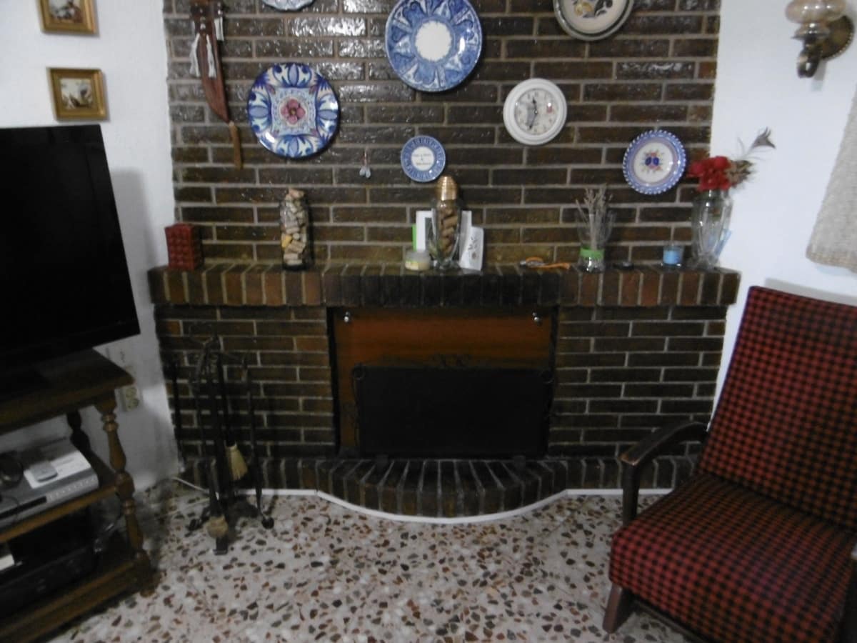 5 bedroom Finca/Country House for sale in Yecla - € 350,000 (Ref: 8935923)