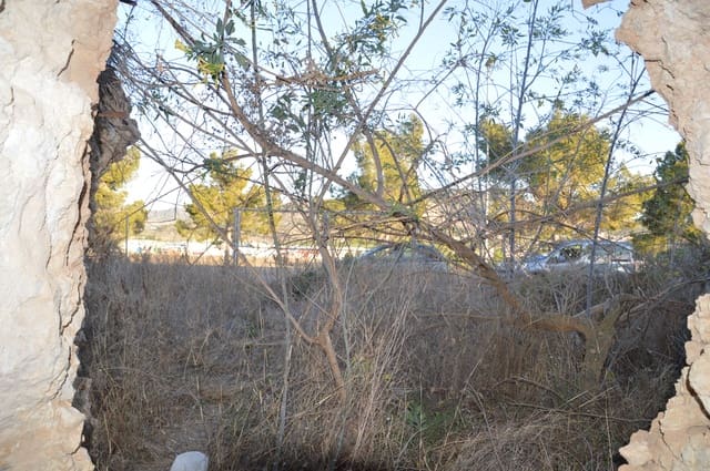 3 slaapkamer Grotwoning te koop in Pinoso - € 45.000 (Ref: 8935947)