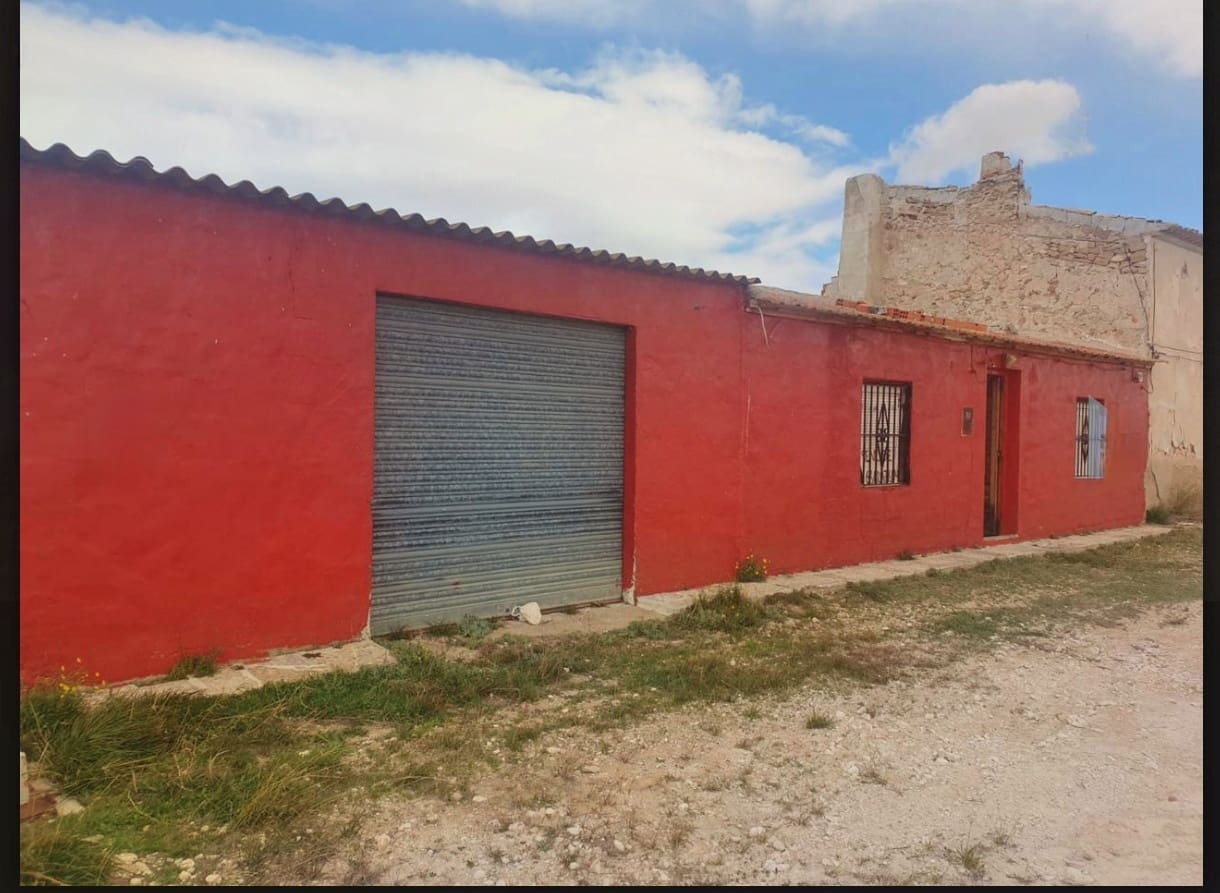 3 bedroom Finca/Country House for sale in Jumilla - € 39,900 (Ref: 8935963)
