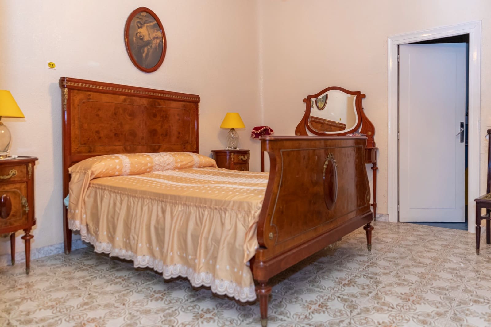 7 bedroom Villa for sale in Yecla with pool garage - € 450,000 (Ref: 8947013)