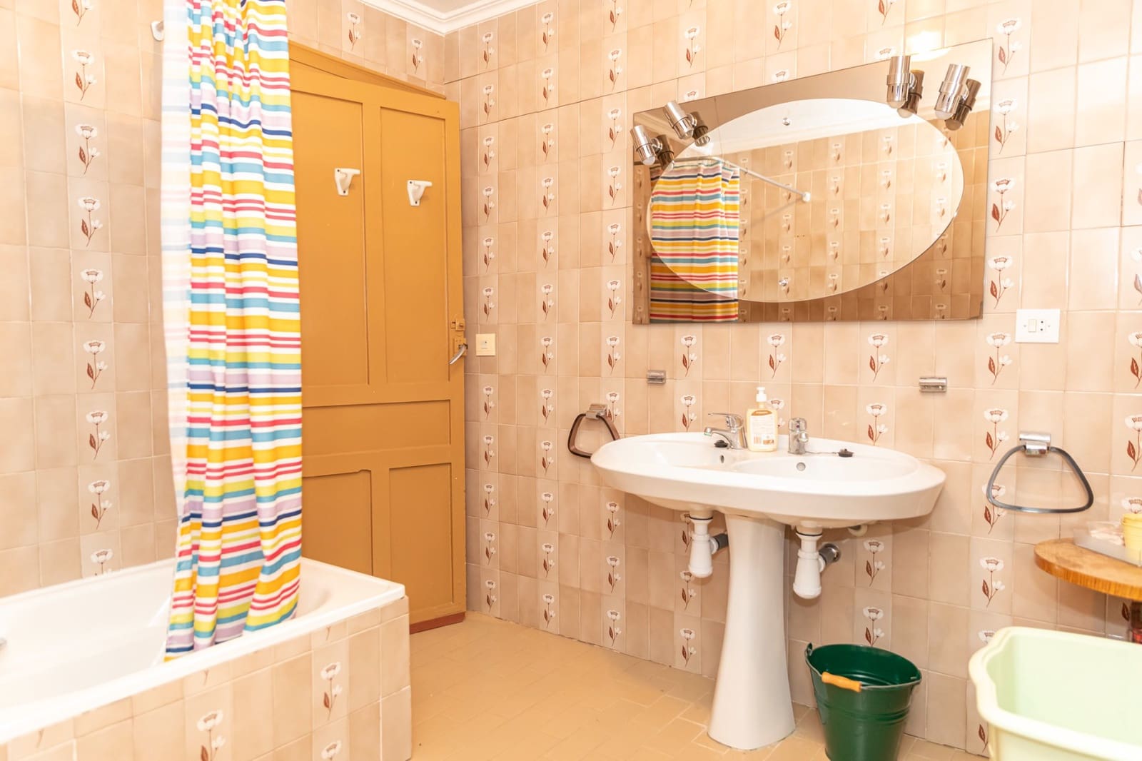 7 bedroom Villa for sale in Yecla with pool garage - € 450,000 (Ref: 8947013)