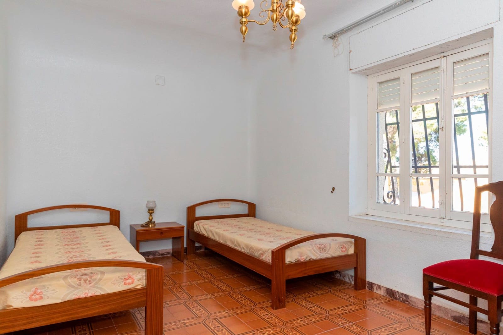 7 bedroom Villa for sale in Yecla with pool garage - € 450,000 (Ref: 8947013)