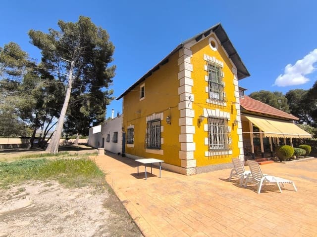 7 sypialnia Willa na sprzedaż w Yecla z basenem garażem - 450 000 € (Ref: 8947013)