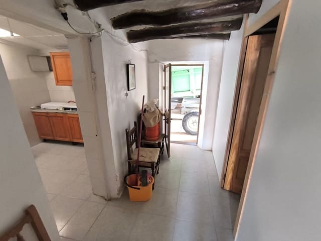 Finca/Casa Rural de 7 habitaciones en Yecla en venta con garaje - 149.990 € (Ref: 8947021)