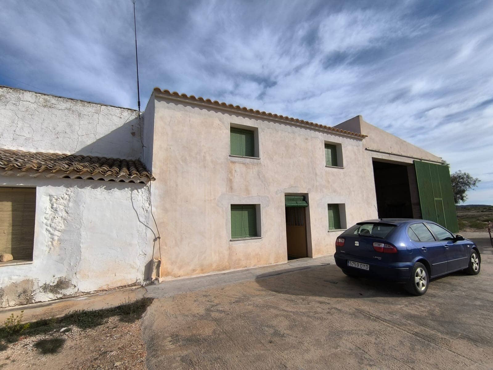 Finca/Casa Rural de 7 habitaciones en Yecla en venta con garaje - 149.990 € (Ref: 8947021)