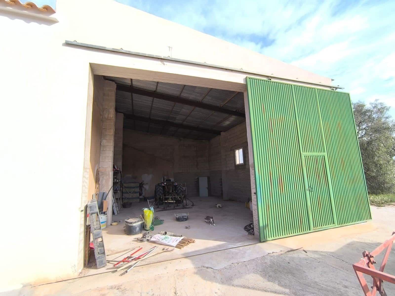 Finca/Casa Rural de 7 habitaciones en Yecla en venta con garaje - 149.990 € (Ref: 8947021)