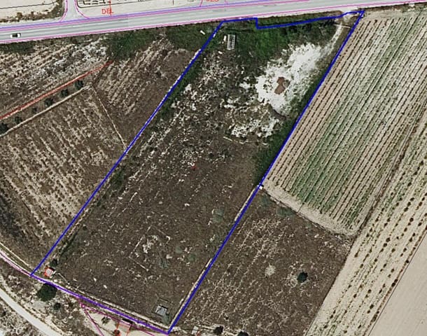 Rakentamaton maa myytävänä paikassa La Romana - 57 500 € (Ref: 8947031)