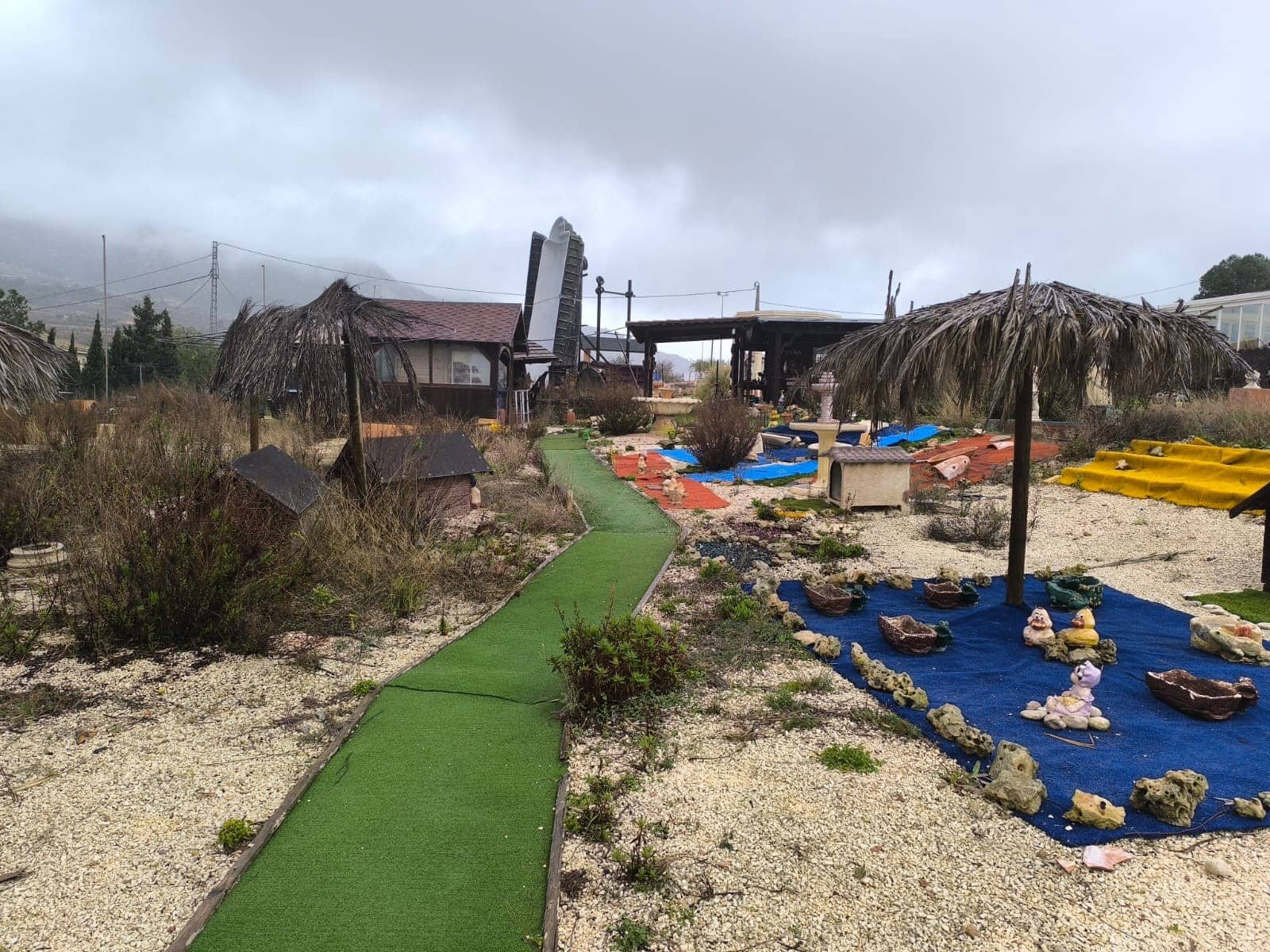 3 soveværelse Erhverv til salg i La Romana med swimmingpool - € 369.900 (Ref: 8947032)