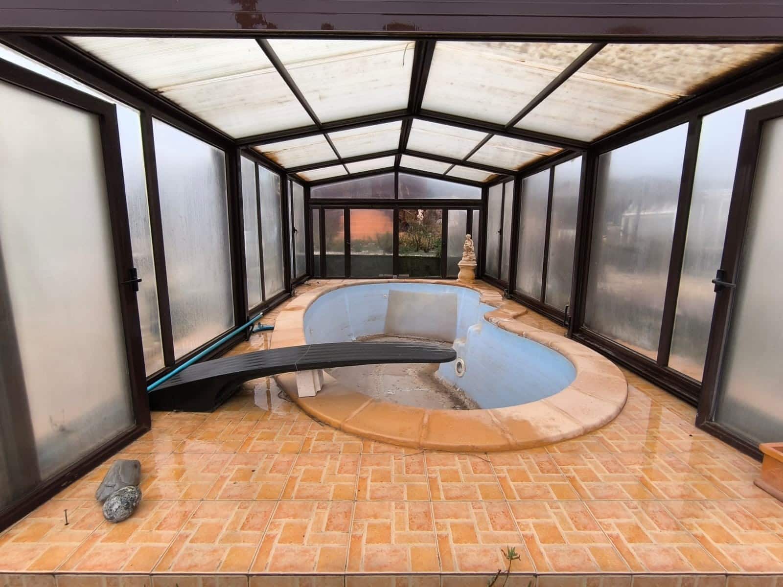 3 sovrum Kommersiell till salu i Algayat med pool garage - 369 900 € (Ref: 8947032)
