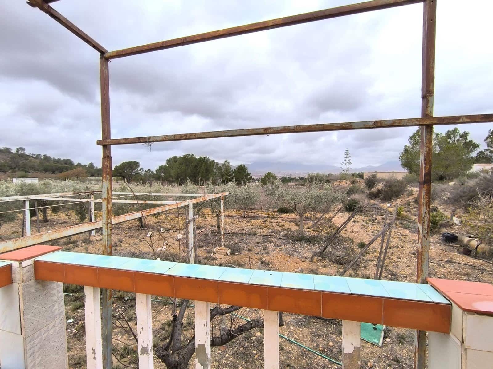 2 soveværelse Finca/Landehus til salg i La Romana med swimmingpool - € 99.990 (Ref: 8947033)