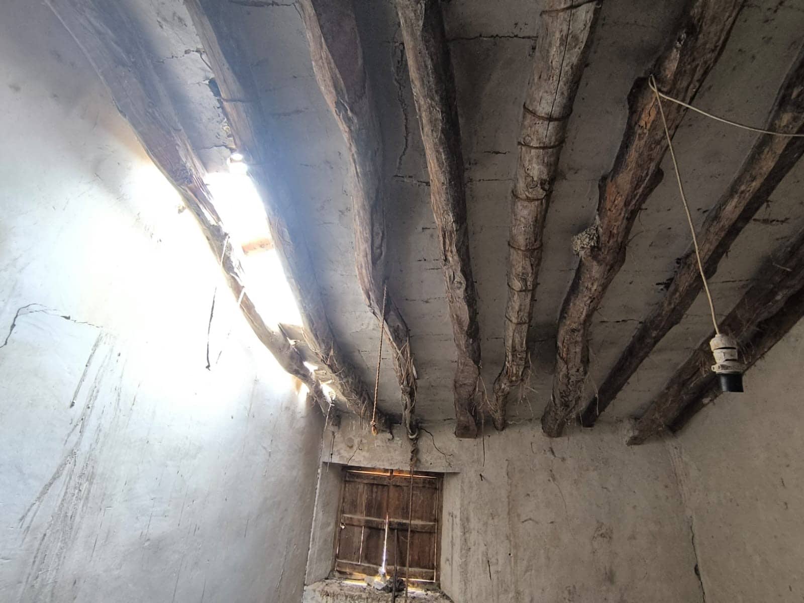 8 soveværelse Finca/Landehus til salg i Jumilla med garage - € 64.990 (Ref: 8947035)