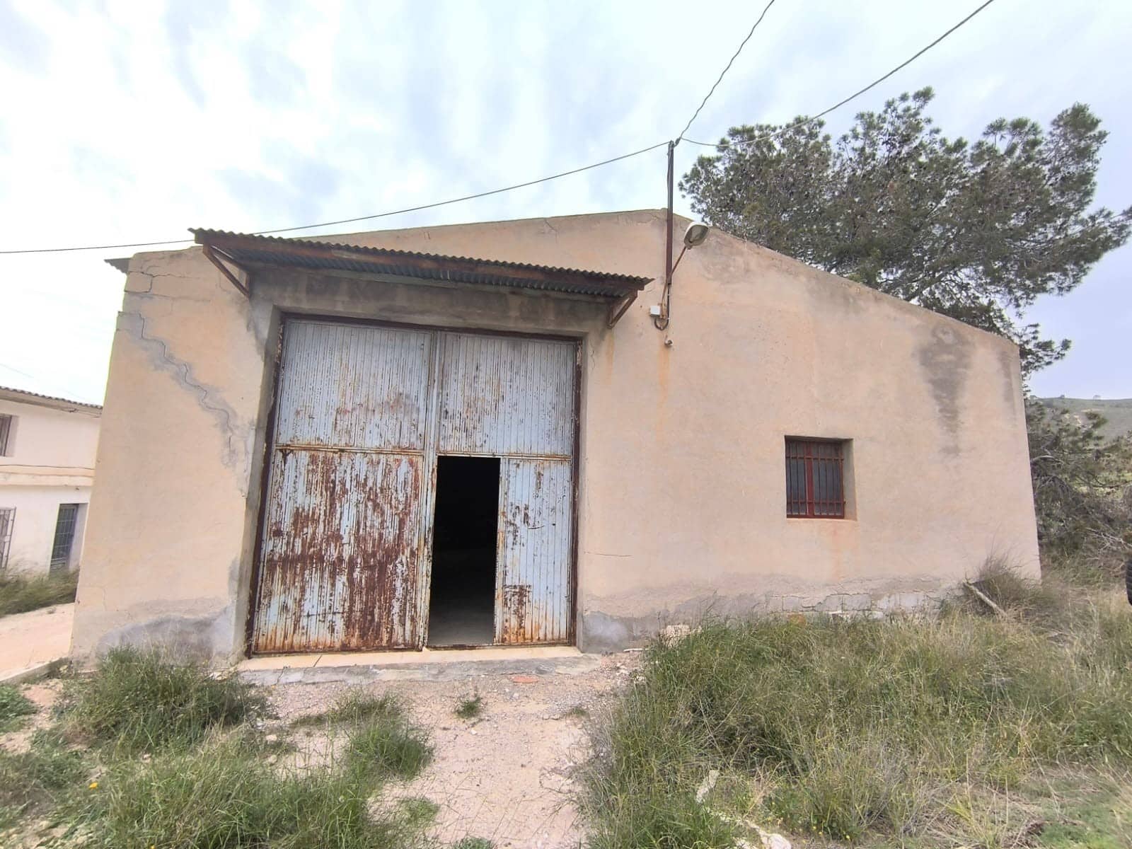 8 soveværelse Finca/Landehus til salg i Jumilla med garage - € 64.990 (Ref: 8947035)