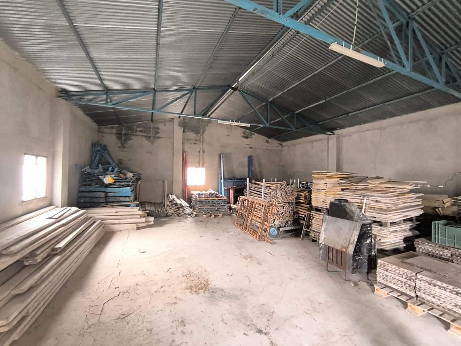 8 soveværelse Finca/Landehus til salg i Jumilla med garage - € 64.990 (Ref: 8947035)