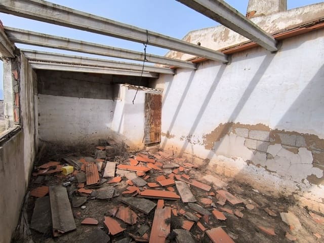 2 bedroom Finca/Country House for sale in Villena with pool - € 62,995 (Ref: 8947038)