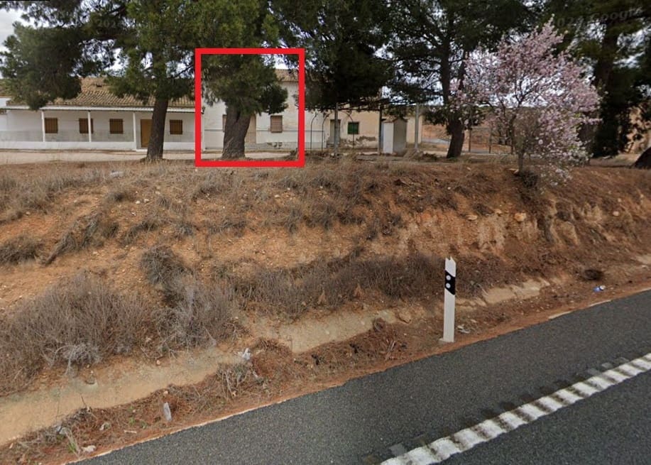 6 soverom Finca/Herregård til salgs i Yecla - € 79 000 (Ref: 8951202)