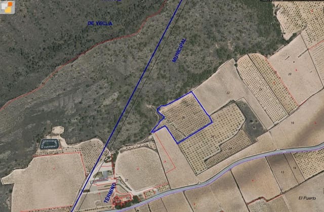 Mark till salu i Villena - 24 000 € (Ref: 8951230)