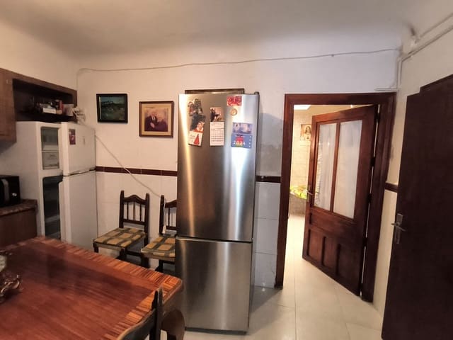 5 chambre Maison de Ville à vendre à Pinoso - 79 000 € (Ref: 8953379)