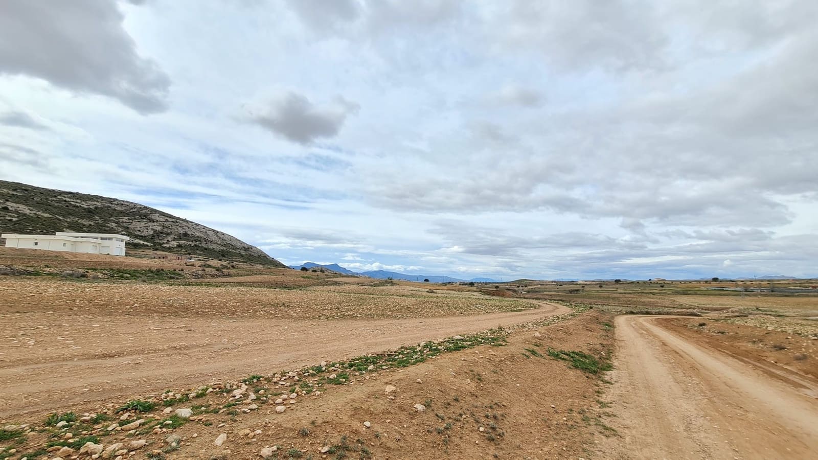 Grunde uden byggetilladelser til salg i Torre del Rico - € 42.995 (Ref: 8954783)