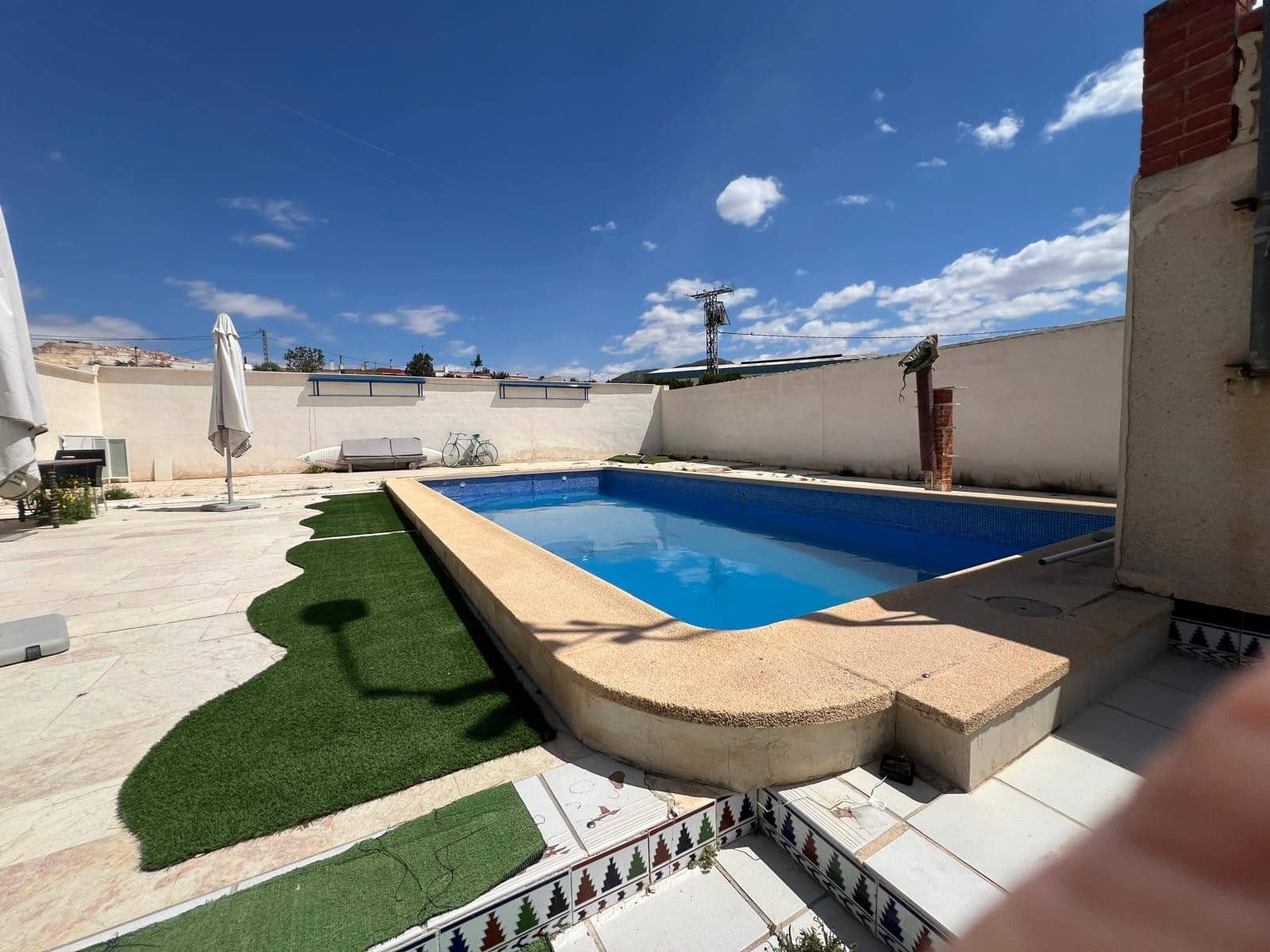 2 slaapkamer Finca/Landhuis te koop in L'Alguena / Alguenya - € 180.000 (Ref: 8969407)