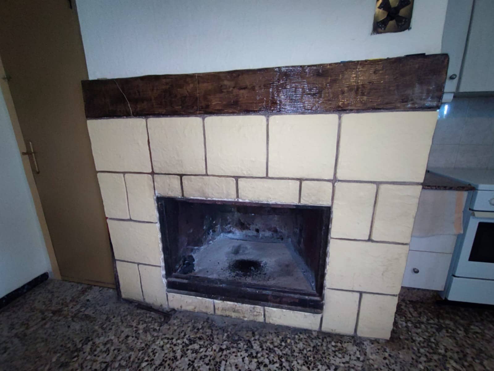 4 sypialnia Finka/Dom wiejski na sprzedaż w Yecla z garażem - 120 000 € (Ref: 8996388)