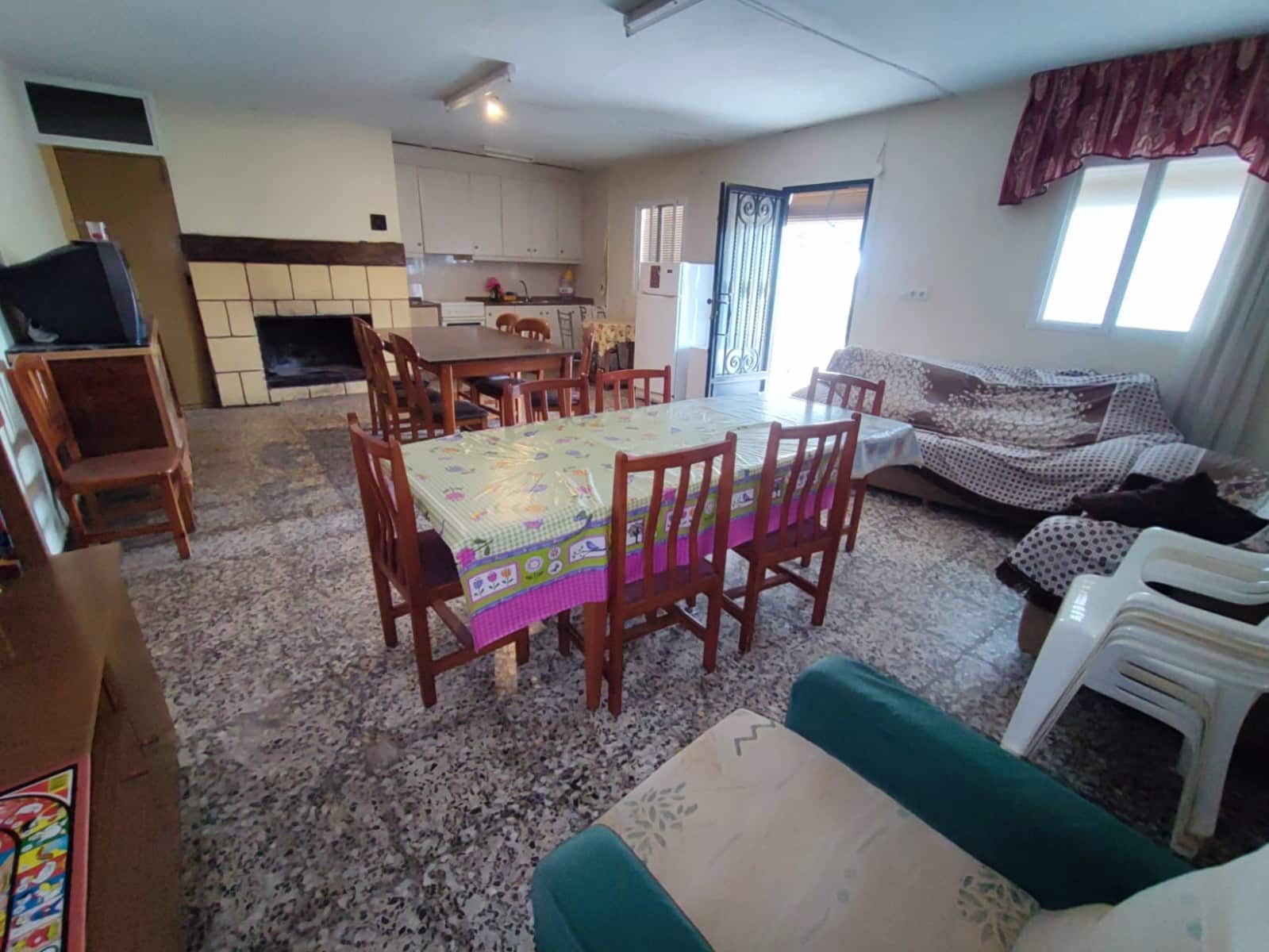 4 chambre Finca/Maison de Campagne à vendre à Yecla avec garage - 120 000 € (Ref: 8996388)