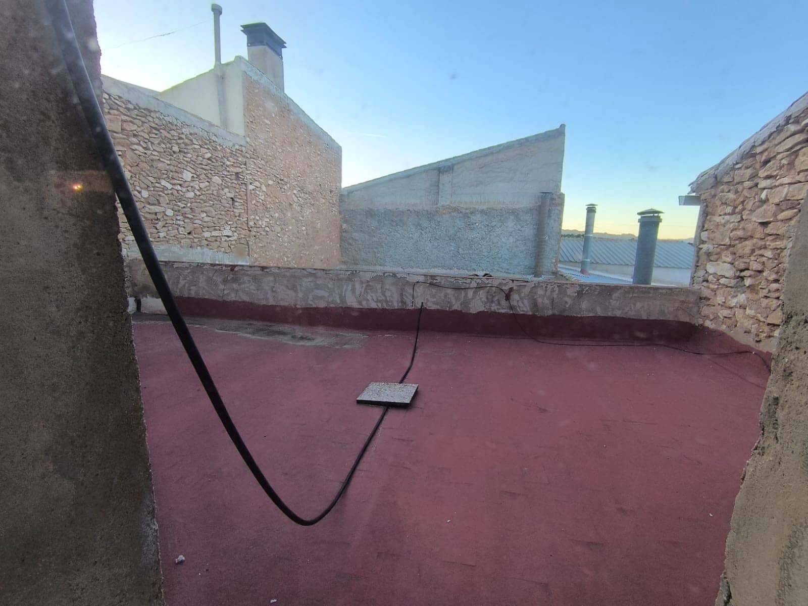 7 soverom Hus til salgs i Raspay med garasje - € 99 990 (Ref: 9008404)