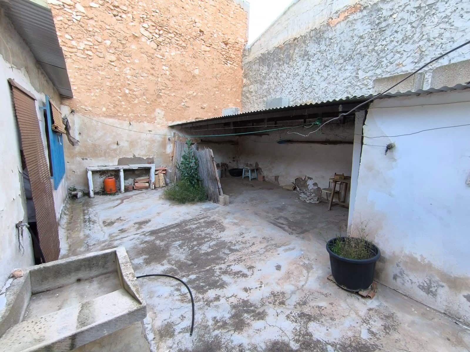 7 soverom Hus til salgs i Raspay med garasje - € 99 990 (Ref: 9008404)