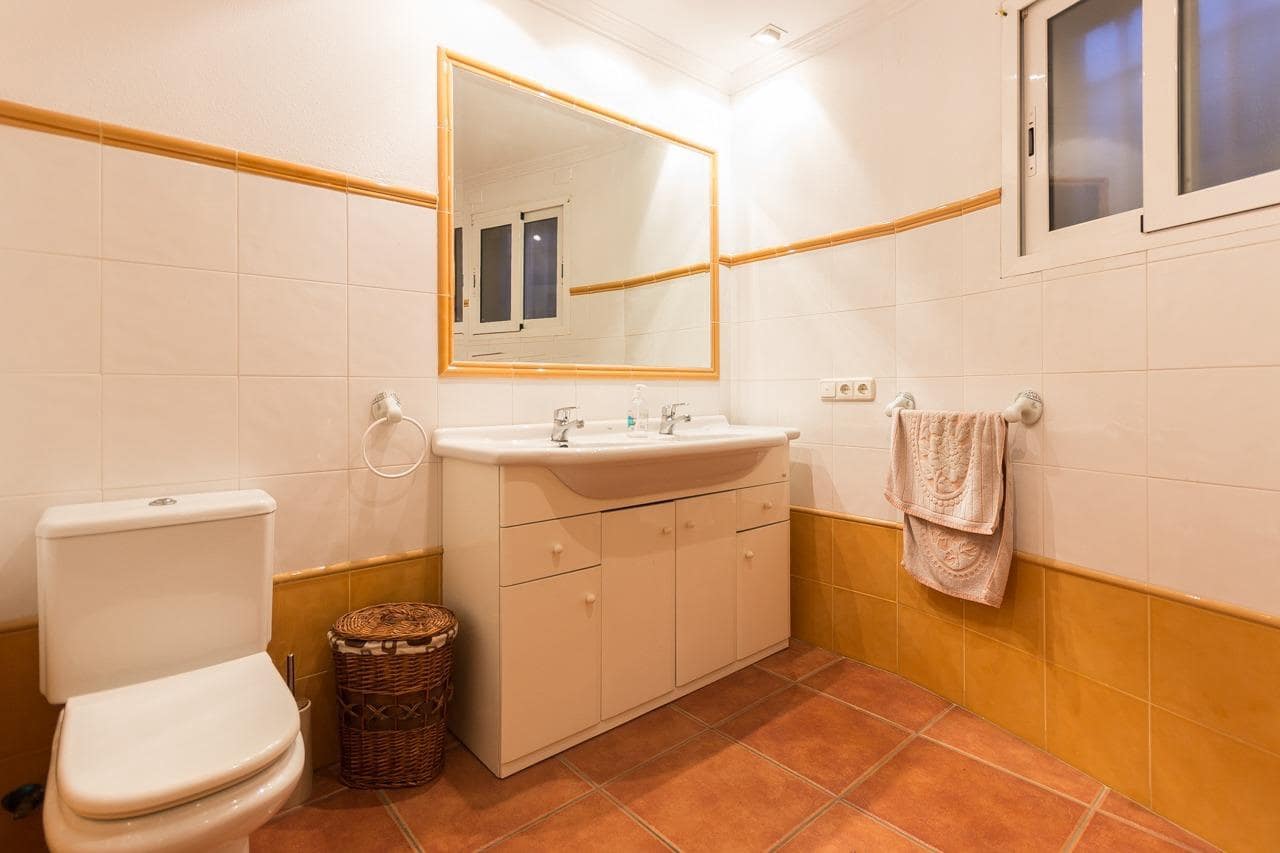 7 soverom Villa til salgs i Elda med svømmebasseng - € 399 000 (Ref: 9016570)