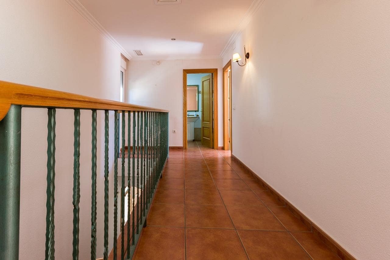 7 soverom Villa til salgs i Elda med svømmebasseng - € 399 000 (Ref: 9016570)