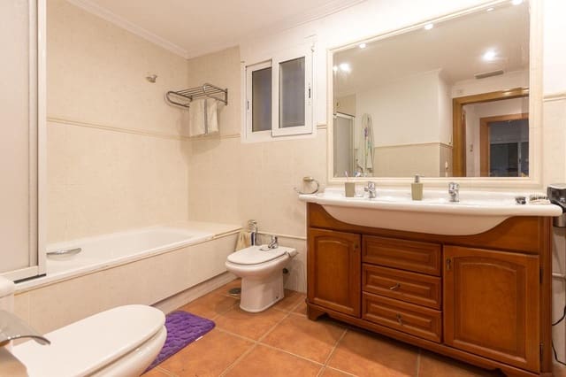 7 slaapkamer Villa te koop in Elda met zwembad - € 399.000 (Ref: 9016570)