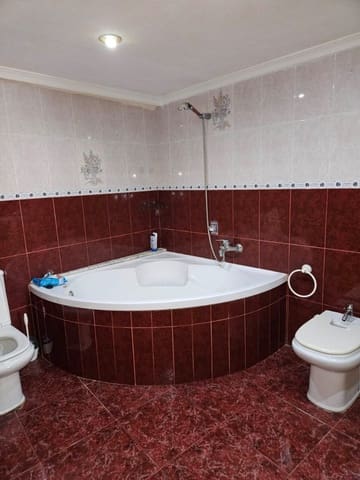 5 bedroom Townhouse for sale in Monóvar / Monóver - € 140,000 (Ref: 9027163)