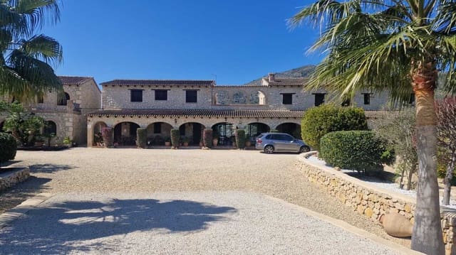 14 soveværelse Erhverv til salg i Llíber med swimmingpool - € 4.250.000 (Ref: 9040462)