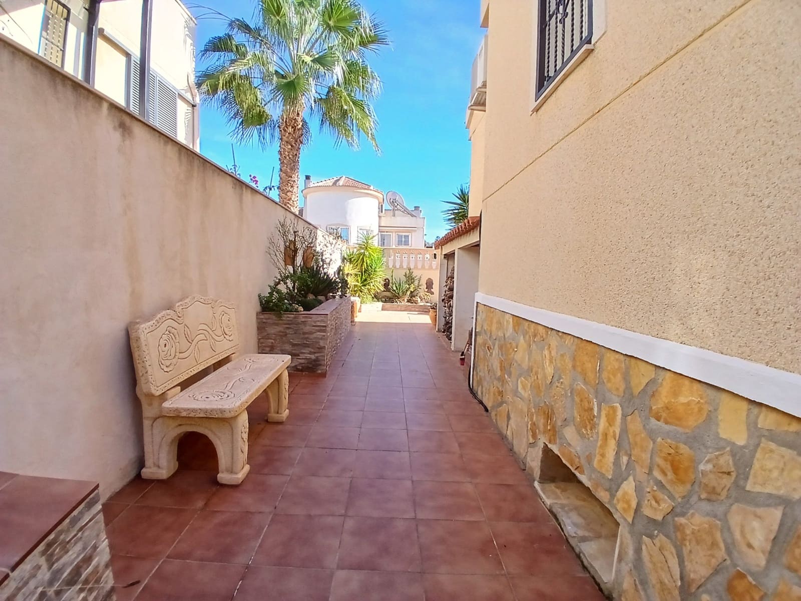 3 bedroom Villa for sale in Ciudad Quesada - € 229,000 (Ref: 9040934)