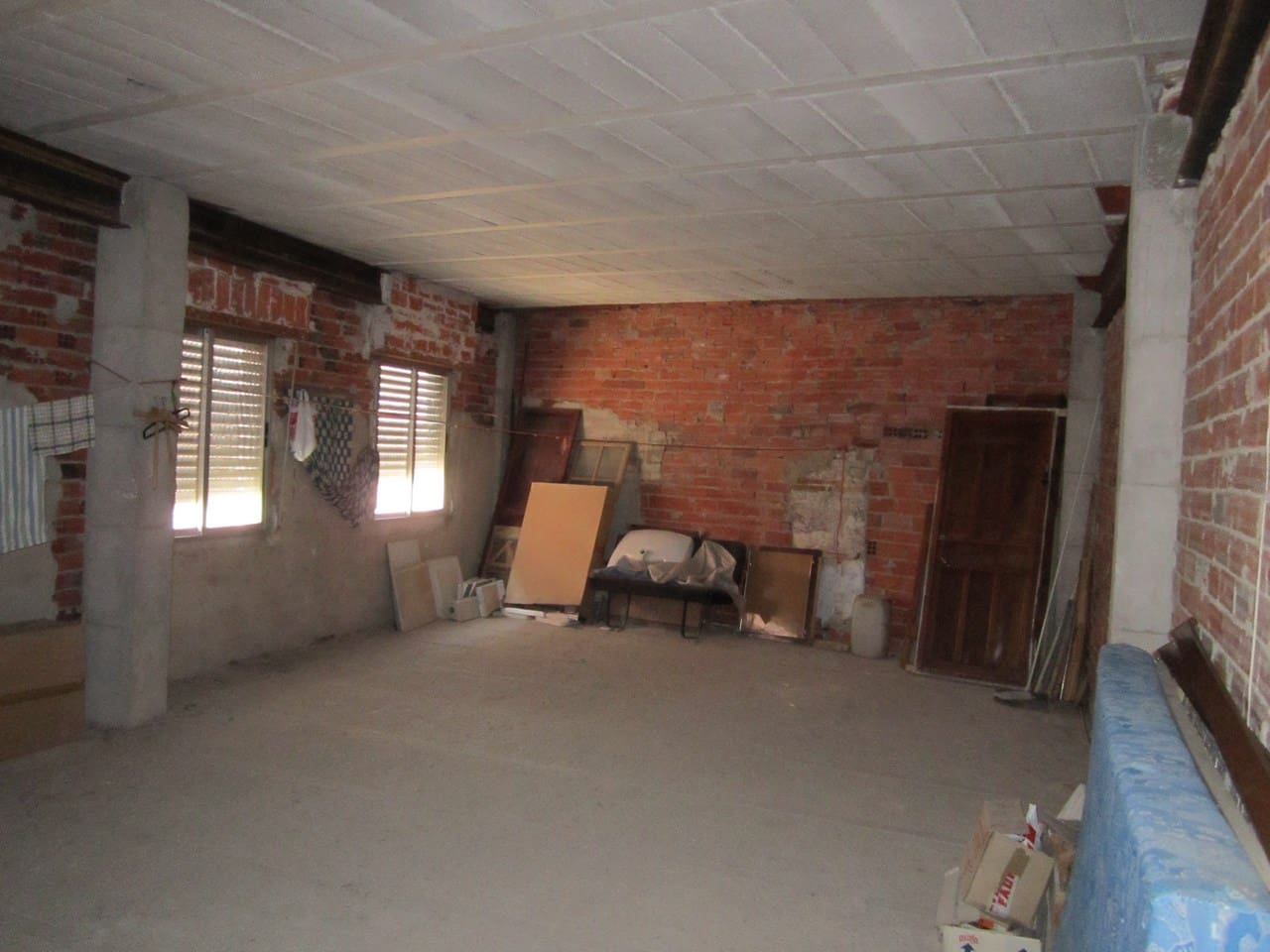 4 soverom Hus til salgs i Yecla med garasje - € 99 900 (Ref: 9046505)