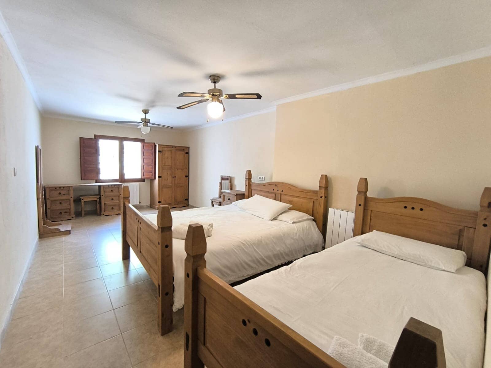 13 chambre Villa/Maison à vendre à Villena avec piscine garage - 699 995 € (Ref: 9060038)