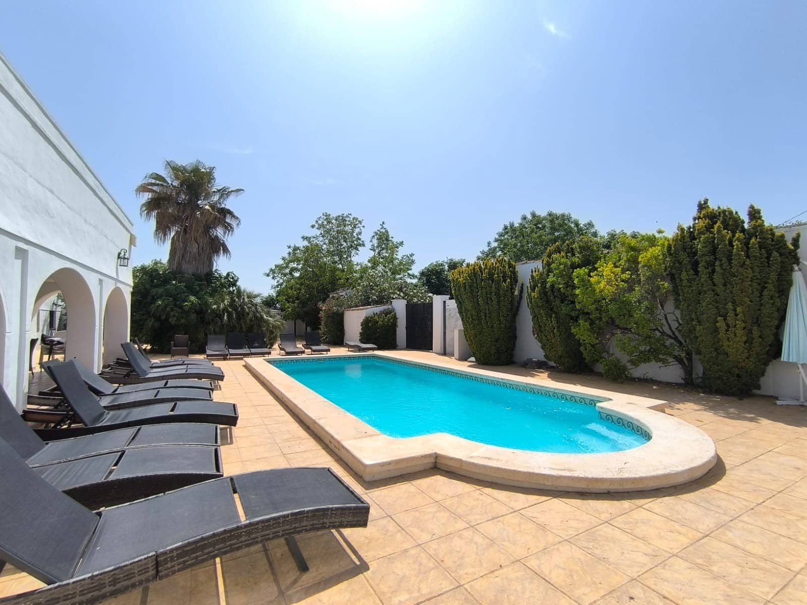 13 chambre Villa/Maison à vendre à Villena avec piscine garage - 699 995 € (Ref: 9060038)